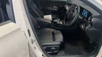 MERCEDES-BENZ A CLASS 1.3 A180 SE Hatchback 5dr Petrol 7G-DCT Euro 6 (s/s) (136 ps)