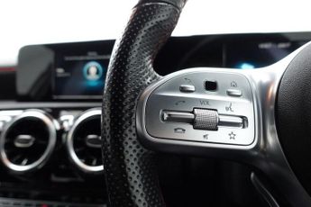 MERCEDES-BENZ A CLASS 2.0 A220 AMG Line Hatchback 5dr Petrol 7G-DCT Euro 6 (s/s) (190 