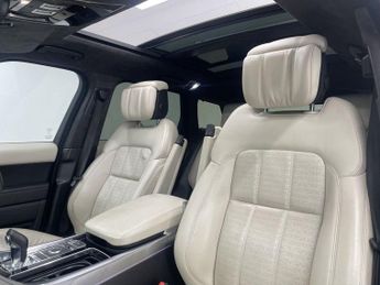LAND ROVER RANGE ROVER SPORT 3.0 SD V6 Autobiography Dynamic SUV 5dr Diesel Auto 4WD Euro 6 (