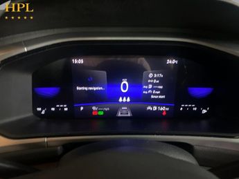 VOLKSWAGEN T-ROC 1.5 TSI Life SUV 5dr Petrol DSG Euro 6 (s/s) (150 ps)