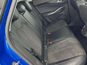 VAUXHALL GRANDLAND 1.2 Turbo Ultimate SUV 5dr Petrol Auto Euro 6 (s/s) (130 ps)