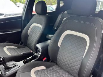 KIA CEED 1.6 CRDi GT-Line Hatchback 5dr Diesel DCT Euro 6 (s/s) (134 bhp)