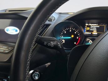FORD KUGA 2.0 TDCi ST-Line X SUV 5dr Diesel Powershift AWD Euro 6 (s/s) (1