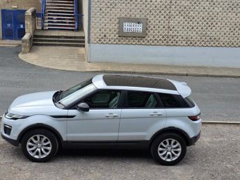 LAND ROVER RANGE ROVER EVOQUE 2.0 TD4 SE Tech SUV 5dr Diesel Auto 4WD Euro 6 (s/s) (180 ps)