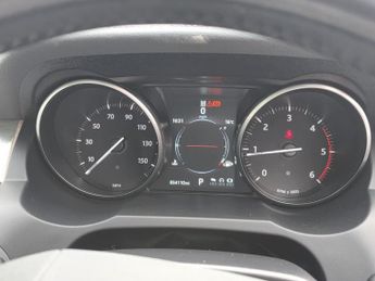 LAND ROVER RANGE ROVER EVOQUE 2.0 TD4 SE Tech SUV 5dr Diesel Auto 4WD Euro 6 (s/s) (180 ps)
