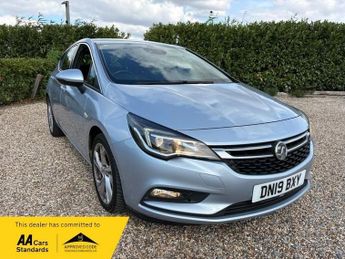 Vauxhall Astra 1.4i Turbo SRi Nav Hatchback 5dr Petrol Manual Euro 6 (150 ps)