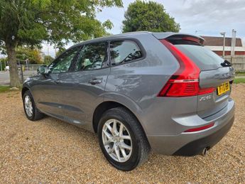 VOLVO XC60 2.0 B5 MHEV Momentum SUV 5dr Petrol Hybrid Auto Euro 6 (s/s) (25