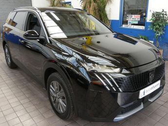 PEUGEOT 5008 1.2 Allure SUV 5dr Petrol Hybrid e-DSC6 Euro 6 (s/s) (145 ps)
