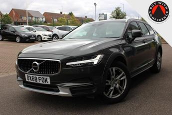 VOLVO V90 Cross Country 2.0 D4 Pro Estate 5dr Diesel Auto AWD Euro 6 (s/s) (190 ps)