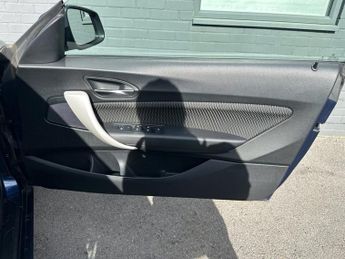 BMW 2 SERIES 1.5 218i SE Convertible 2dr Petrol Manual Euro 6 (s/s) (136 ps)