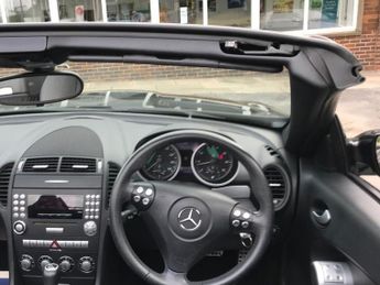 MERCEDES-BENZ SLK 3.0 SLK280 Convertible 2dr Petrol G-Tronic Euro 4 (231 ps)