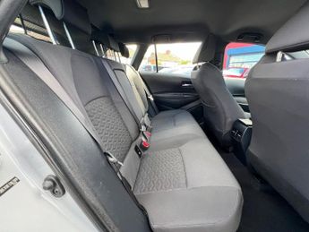 TOYOTA COROLLA 1.8 VVT-h GPF Icon Tech Touring Sports 5dr Petrol Hybrid CVT Eur