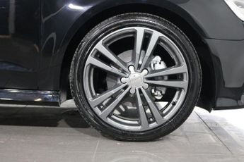 AUDI A3 2.0 TDI S line Sportback 5dr Diesel S Tronic Auto 6Spd Euro 6 (s