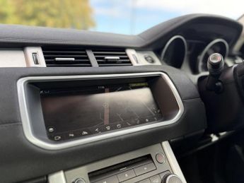 LAND ROVER RANGE ROVER EVOQUE 2.0 TD4 HSE Dynamic SUV 5dr Diesel Auto 4WD Euro 6 (s/s) (180 ps