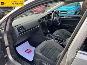 VOLKSWAGEN GOLF 2.0 TDI GT Edition Estate 5dr Diesel DSG Auto Euro 6 (s/s) (150 