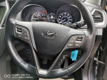 HYUNDAI SANTA FE 2.2 CRDi Blue Drive Premium SUV 5dr Diesel Manual 4WD Euro 6 (s/