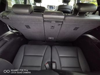 HYUNDAI SANTA FE 2.2 CRDi Blue Drive Premium SUV 5dr Diesel Manual 4WD Euro 6 (s/