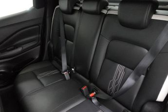 NISSAN JUKE 1.6 Premiere Edition SUV 5dr Petrol Hybrid Auto Euro 6 (143 ps)