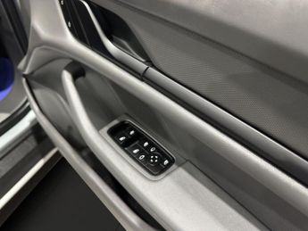 PORSCHE TAYCAN Performance Plus 93.4kWh 4S Cross Turismo 5dr Electric Auto 4WD 