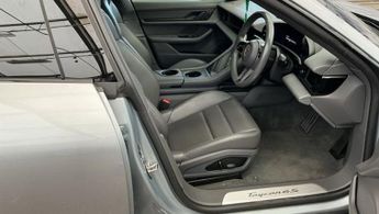 PORSCHE TAYCAN Performance Plus 93.4kWh 4S Cross Turismo 5dr Electric Auto 4WD 
