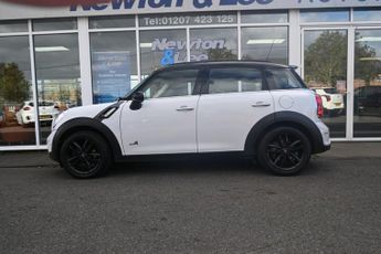 MINI COUNTRYMAN 2.0 Cooper SD SUV 5dr Diesel Manual ALL4 Euro 5 (s/s) (143 ps)