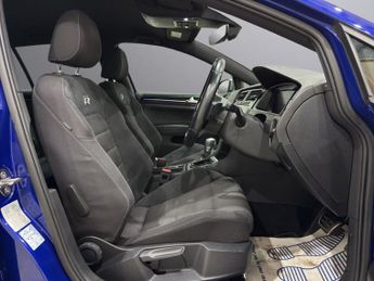 VOLKSWAGEN GOLF 2.0 TSI R Hatchback 5dr Petrol DSG 4Motion Euro 6 (s/s) (300 ps)