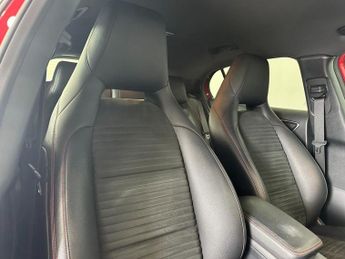 MERCEDES-BENZ GLA 1.6 GLA200 AMG Line (Premium) SUV 5dr Petrol 7G-DCT Euro 6 (s/s)