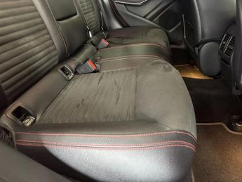 MERCEDES-BENZ GLA 1.6 GLA200 AMG Line (Premium) SUV 5dr Petrol 7G-DCT Euro 6 (s/s)