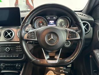 MERCEDES-BENZ GLA 1.6 GLA200 AMG Line (Premium) SUV 5dr Petrol 7G-DCT Euro 6 (s/s)