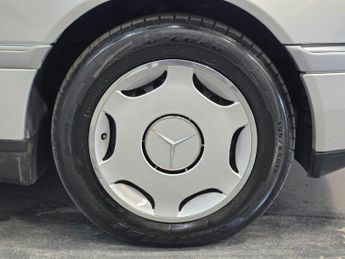MERCEDES-BENZ C CLASS 2.8l 4dr Auto 193 BHP