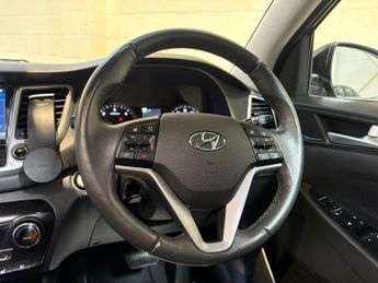 HYUNDAI TUCSON 1.7 CRDi Blue Drive Premium SE SUV 5dr Diesel DCT Euro 6 (s/s) (