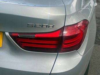 BMW 5 SERIES GRAN TURISMO 2.0 520d M Sport GT 5dr Diesel Auto Euro 6 (s/s) (184 ps)