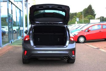 FORD FOCUS 1.0T EcoBoost ST-Line Hatchback 5dr Petrol Manual Euro 6 (s/s) (