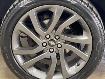 LAND ROVER DISCOVERY SPORT 2.0 TD4 HSE SUV 5dr Diesel Auto 4WD Euro 6 (s/s) (180 ps)