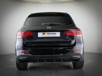 MERCEDES-BENZ GLC 2.0 GLC300h MHEV AMG Line SUV 5dr Petrol Hybrid G-Tronic+ 4MATIC