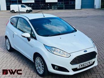 FORD FIESTA 1.0T EcoBoost Titanium Hatchback 3dr Petrol Manual Euro 5 (s/s) 