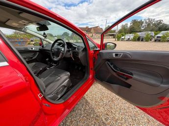 FORD FIESTA 1.0T EcoBoost Zetec Hatchback 5dr Petrol Manual Euro 6 (s/s) (10