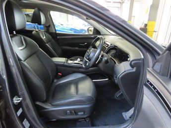 HYUNDAI TUCSON 1.6 h T-GDi Ultimate SUV 5dr Petrol Hybrid Auto Euro 6 (s/s) (23