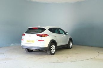 HYUNDAI TUCSON 1.6 GDi SE Nav SUV 5dr Petrol Manual Euro 6 (s/s) (132 ps)