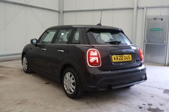MINI HATCH 1.5 One Classic Hatchback 5dr Petrol Steptronic Euro 6 (s/s) (10