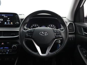 HYUNDAI TUCSON 1.6 GDi SE Nav SUV 5dr Petrol Manual Euro 6 (s/s) (132 ps)