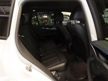 BMW IX3 80kWh Premier Edition SUV 5dr Electric Auto (286 ps)