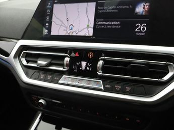 BMW 3 SERIES 2.0 330e 12kWh SE Pro Touring 5dr Petrol Plug-in Hybrid Auto Eur