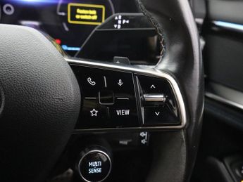 RENAULT AUSTRAL 1.2 E-TECH techno esprit Alpine SUV 5dr Petrol Hybrid Auto Euro 