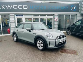 MINI Hatch 1.5 Cooper Classic Hatchback 5dr Petrol Steptronic Euro 6 (s/s) 