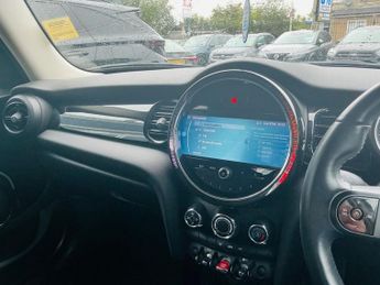 MINI HATCH 1.5 Cooper Classic Hatchback 5dr Petrol Steptronic Euro 6 (s/s) 