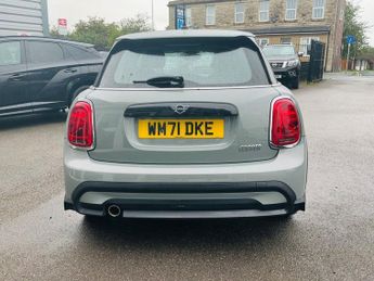 MINI HATCH 1.5 Cooper Classic Hatchback 5dr Petrol Steptronic Euro 6 (s/s) 