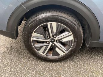 KIA NIRO 1.6 GDi 8.9kWh 3 SUV 5dr Auto Petrol Plug-in Hybrid DCT Euro 6 (