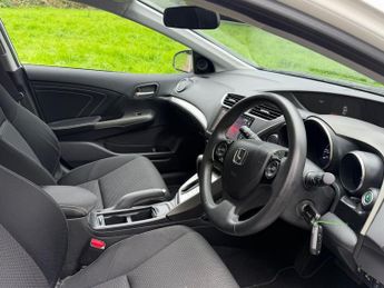HONDA CIVIC 1.8 i-VTEC SE Plus (Navi) Hatchback 5dr Petrol Auto Euro 6 (142 