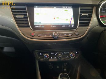VAUXHALL CROSSLAND 1.2 Turbo Elite Nav SUV 5dr Petrol Auto Euro 6 (s/s) (130 ps)